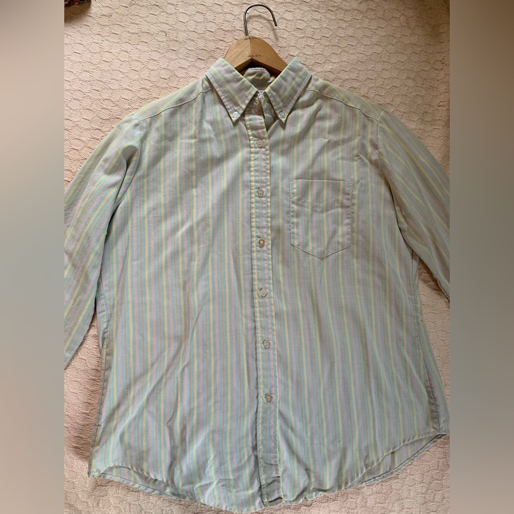 Vintage 1980s striped button down top, size L.